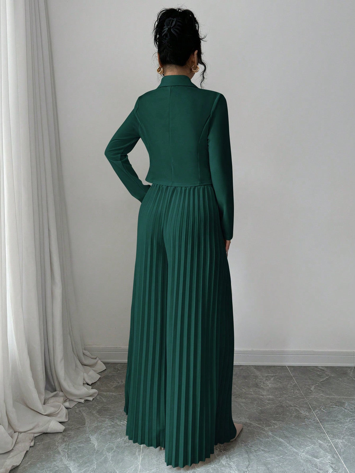 Chic Pleated Double-Breasted Jumpsuit - 6 - Rokvane