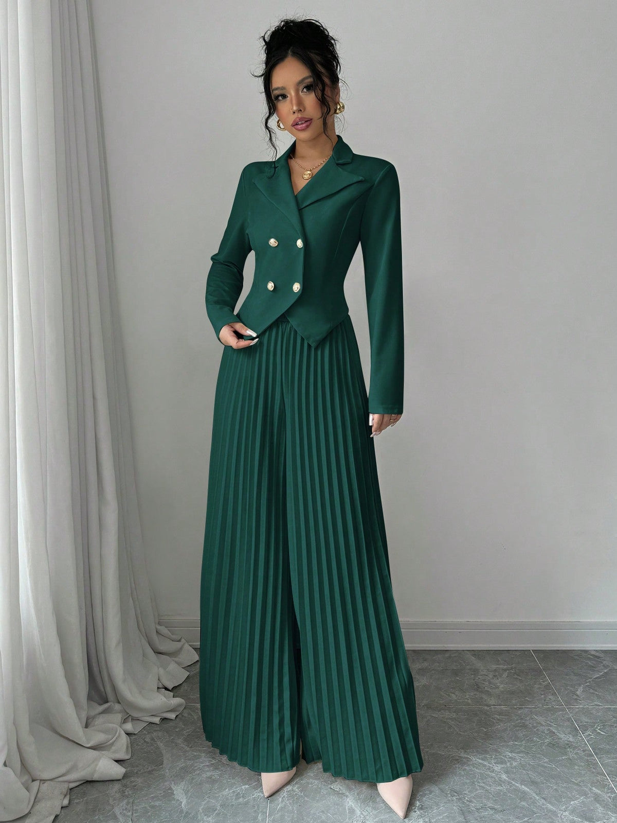 Chic Pleated Double-Breasted Jumpsuit - 10 - Rokvane