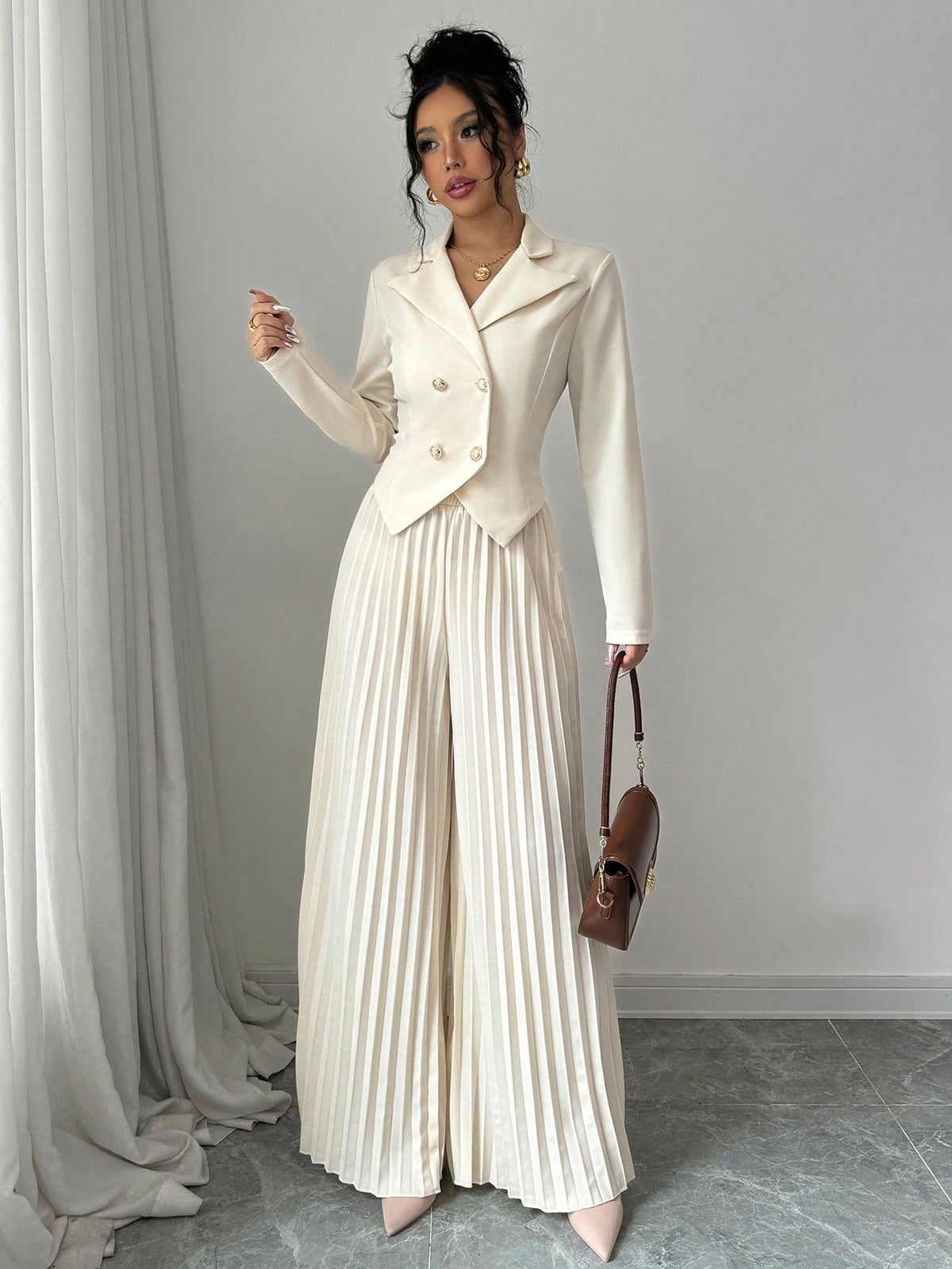 Chic Pleated Double-Breasted Jumpsuit - 5 - Rokvane